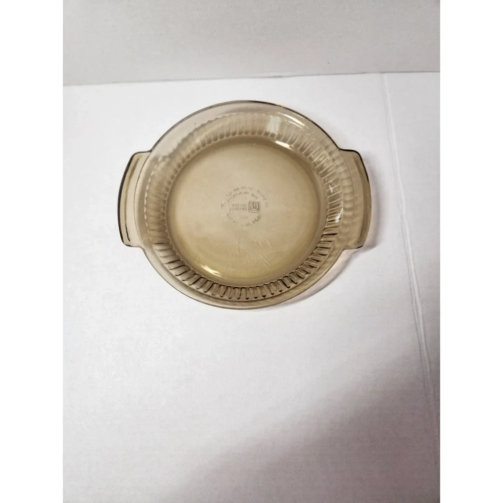 Anchor Hocking 9 inch Pie Plate Dish #1460 Amber Brown Glass Ribbed USA Made‎
